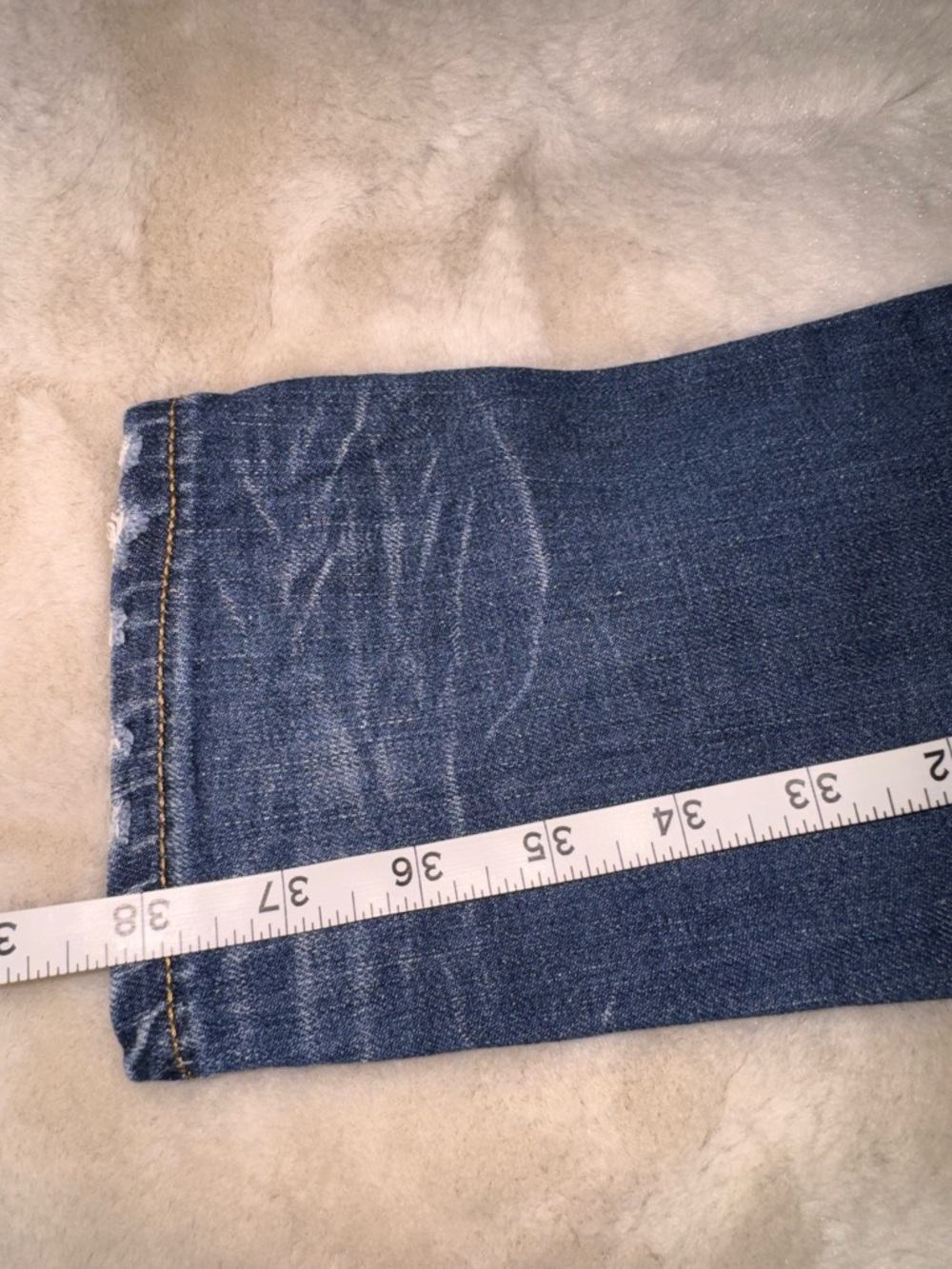 ✨4+ 50% OFF| ✨ PLAESE ITALY Women's Blue Jeans with Heart Pocket Accent size S - Picture 7 of 13
